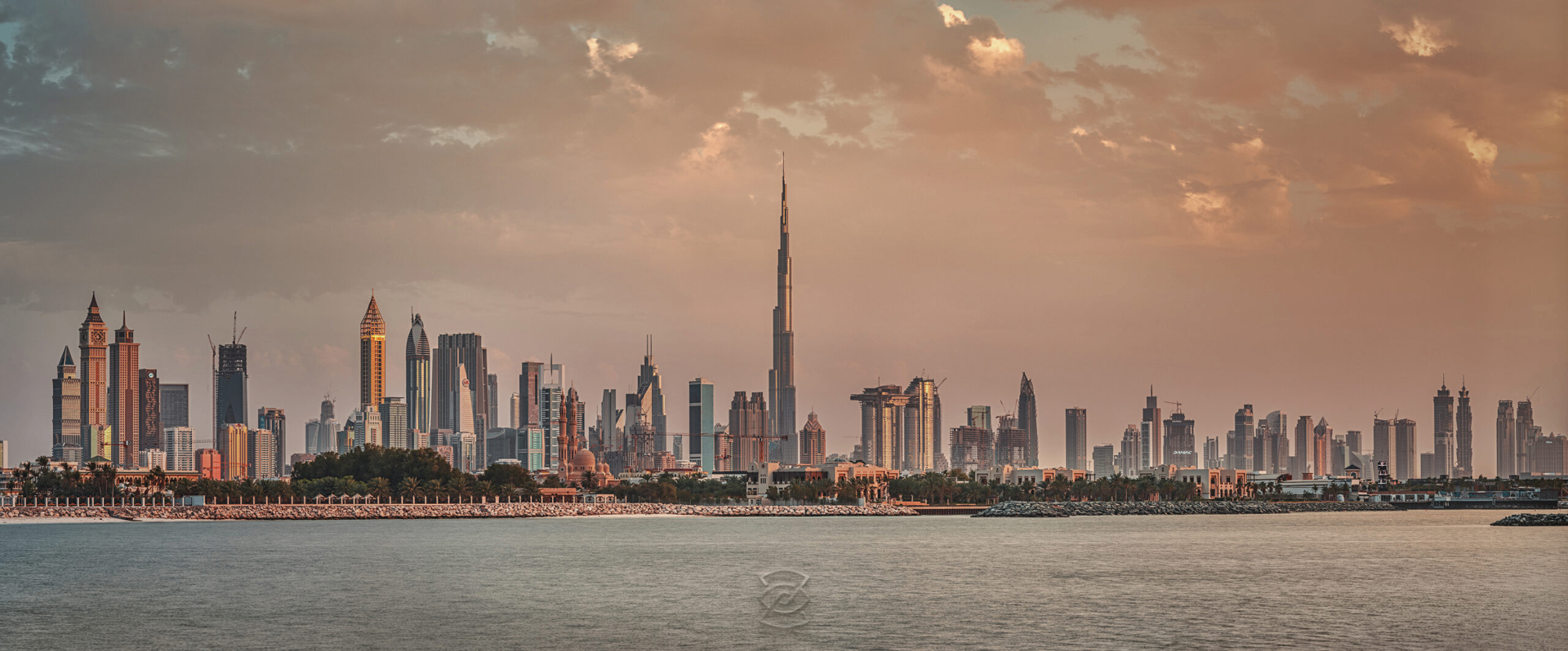 Dovoz luxusných vozidiel z Dubaja